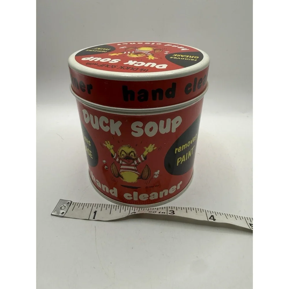 1955 Duck Soup Hand Cleaner 17 oz Tin W/ Comic Duck Image Salem Oregon Old Stock